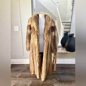 VINTAGE | Long Racoon Full Length Fur Coat - M